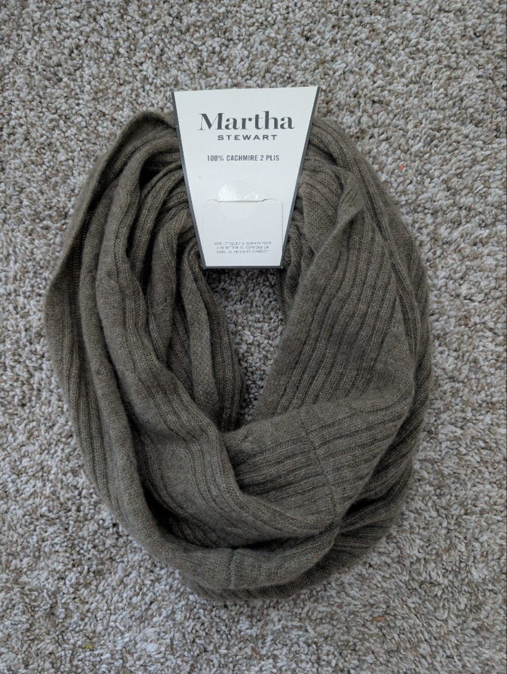Martha Stewart Ribbed Cashmere‎ Infinity Scarf - Olive Gray NWT Luxury